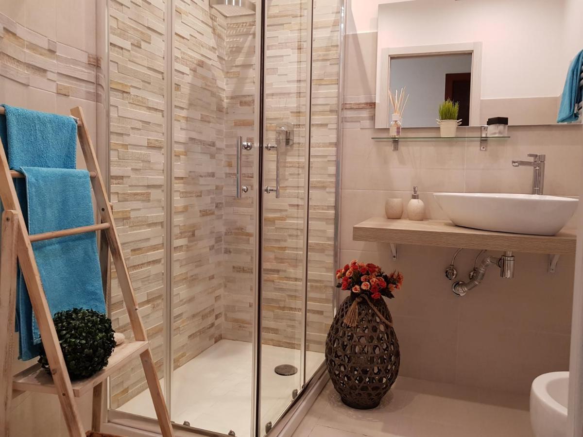Martin Holiday Apartments Giardini-Naxos Kültér fotó