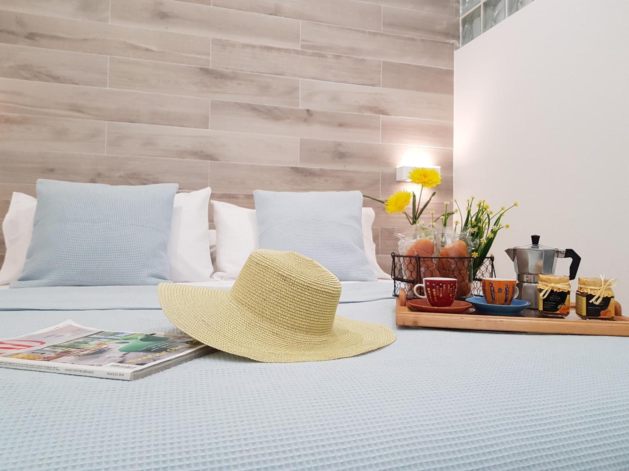Martin Holiday Apartments Giardini-Naxos Kültér fotó