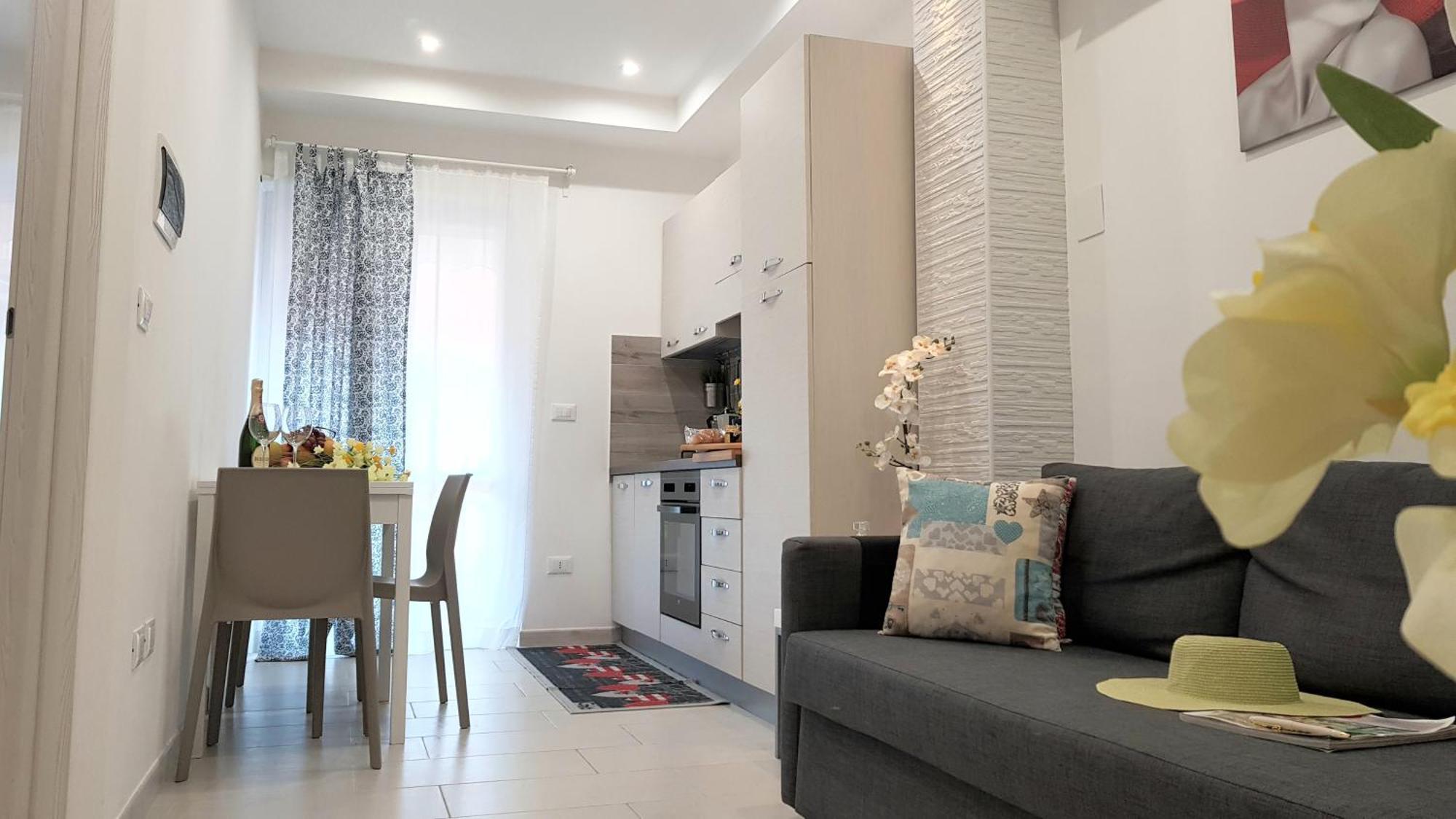 Martin Holiday Apartments Giardini-Naxos Kültér fotó